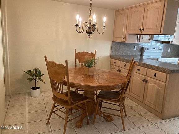 4th image of 7682 N PINESVIEW Drive
