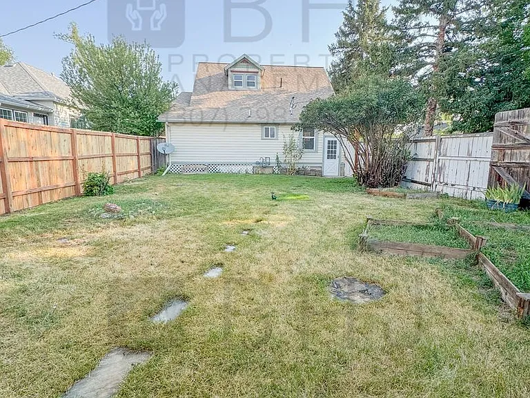 432 W Brundage St — Photo 44