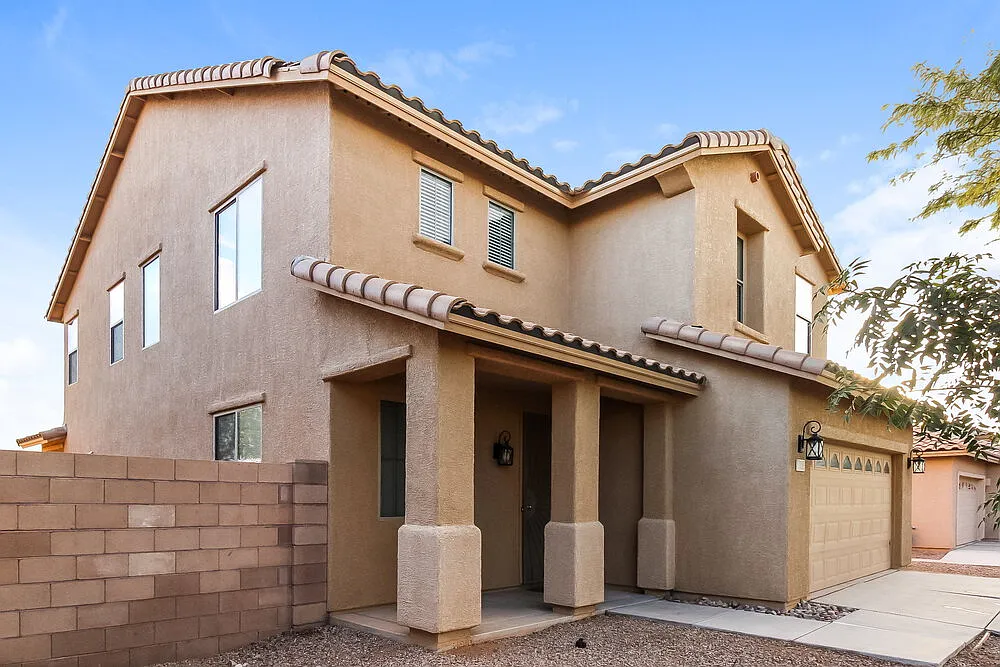 5 bed, 3.0 bath, 2550 sqft, $2,625 — Photo 4