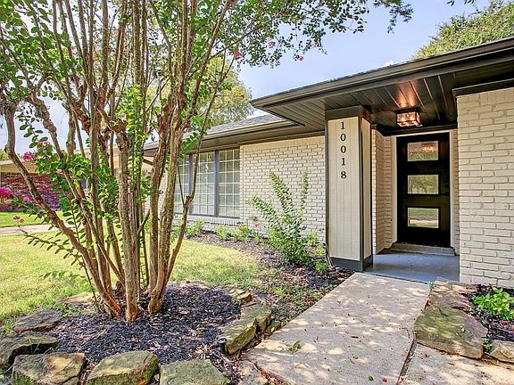 4th image of 10018 Cliffwood Dr
