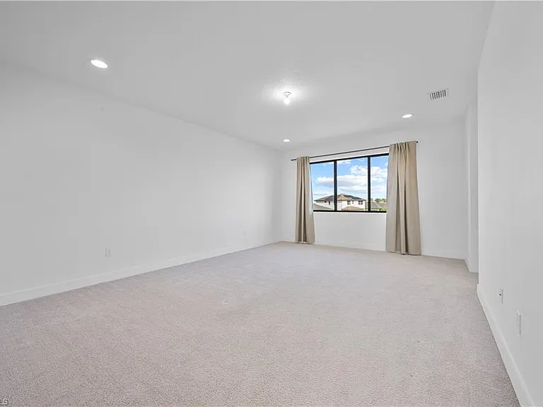 5032 Frattina St — Photo 24