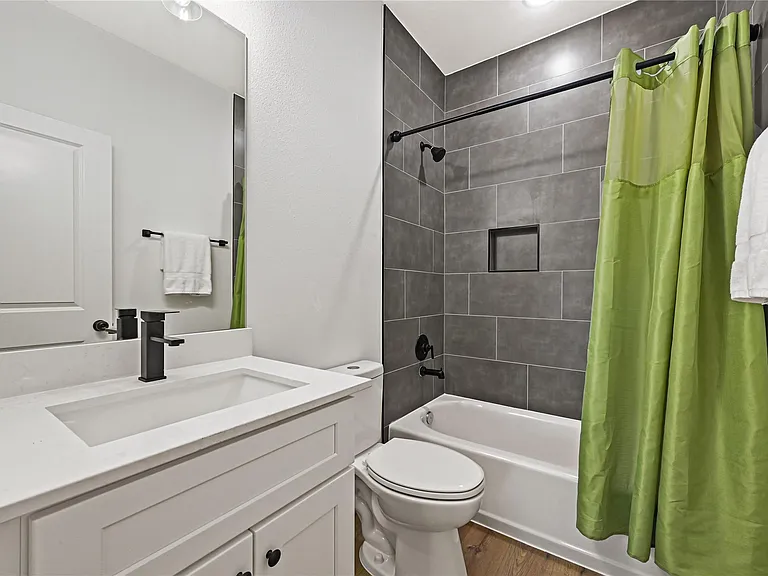 6530 Goldspier St — Photo 22