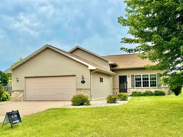 W5424 Red Clover Trl, Appleton, WI 54915
