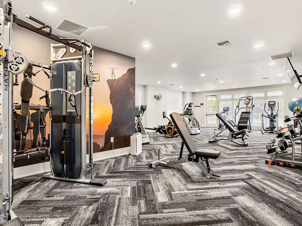 24/7 Fitness Center