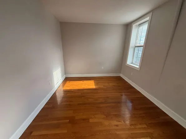 301 71st Street image 5 of 8