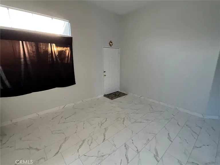 13322 El Rio Ln — Photo 9