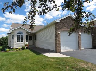 402 Briggs Creek Ln, Cloquet, MN 55720
