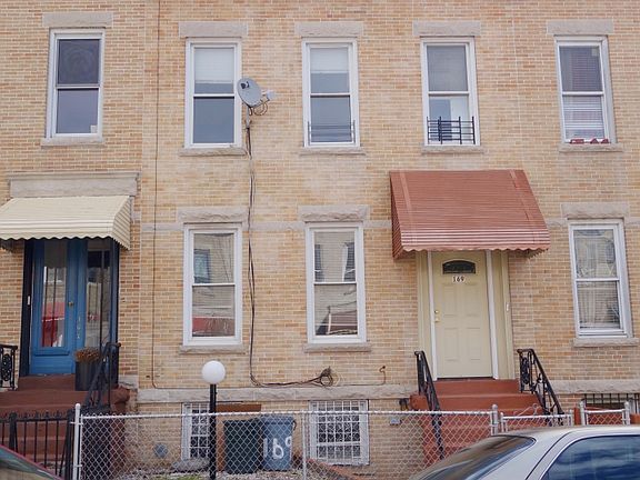 2nd image of East 32nd Street #House