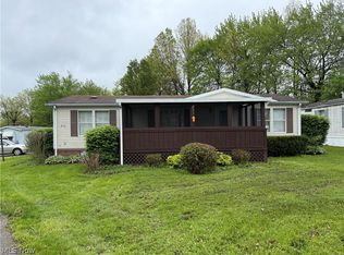 43 S Outer Dr, Vienna, OH 44473