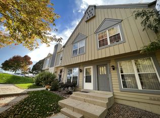 9830 W Cornell Pl, Lakewood, CO 80227