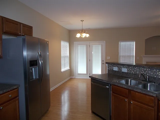 10505 Meadow Crossing Ln — Photo 4