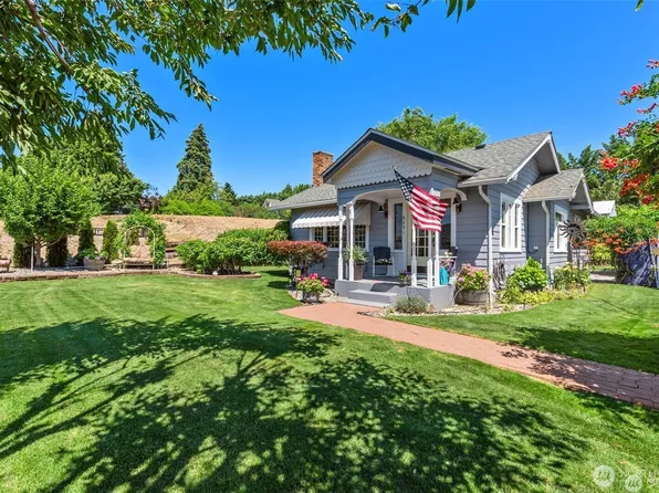 3251 NW Empire Ave, East Wenatchee, WA 98802