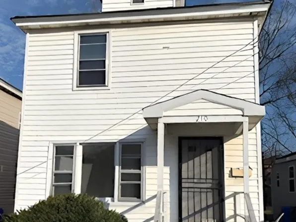 210 Oak St, Suffolk, VA 23434