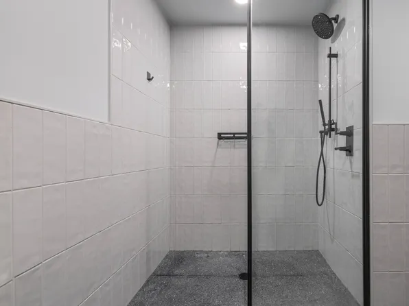 547 West 47th Street image 12 of 29