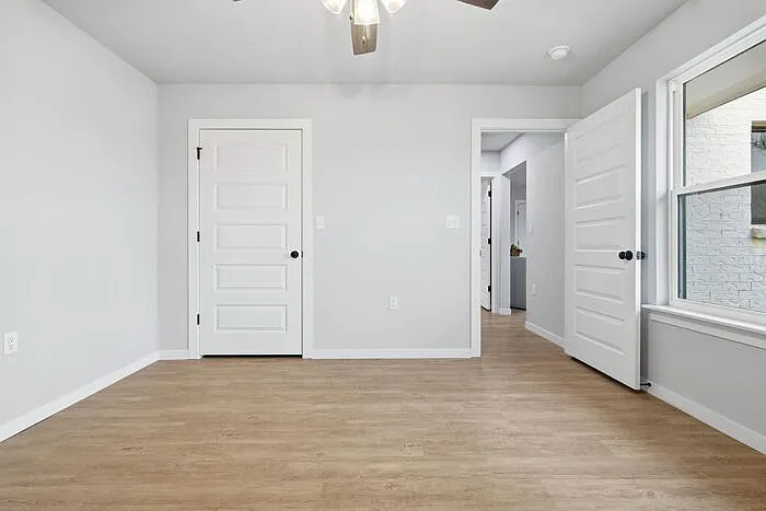 3427 N Ironwood Ave — Photo 31