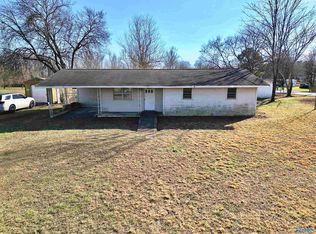 1778 Bobo Section Rd, Hazel Green, AL 35750