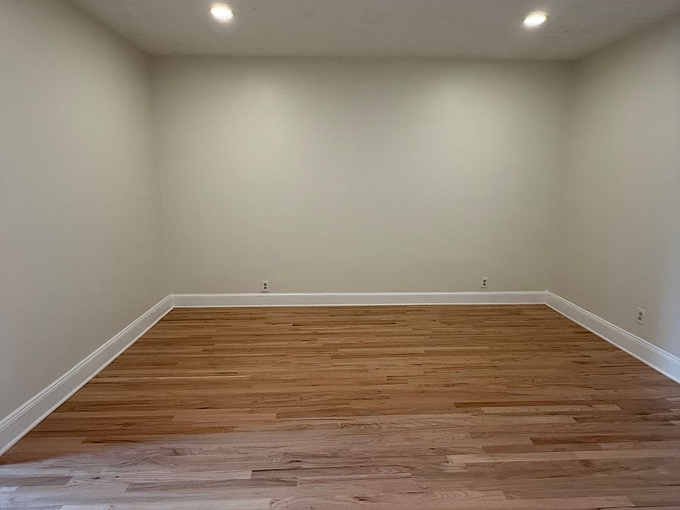 1st image of 111 19th St Floor 2