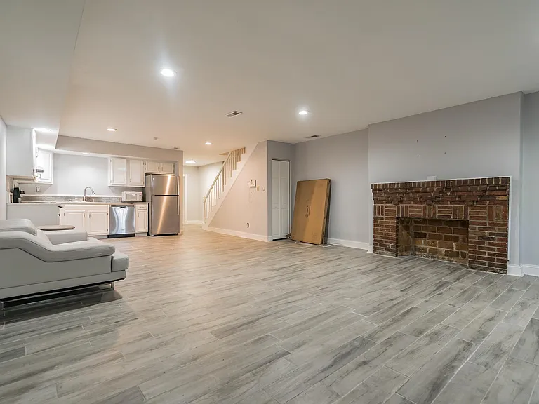 1116 Rhode Island Ave NW #B — Photo 7