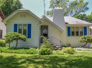 742 Wilder St, Aurora, IL 60506