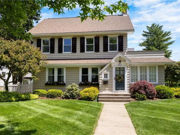 457 Broad St, Oneida, NY 13421