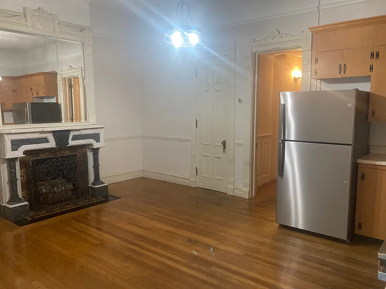 36 Washington St #3 — Photo 2