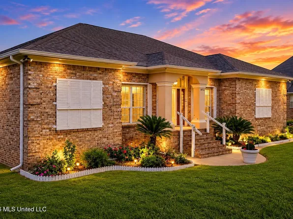 14712 Dismuke Ave, Biloxi, MS 39532
