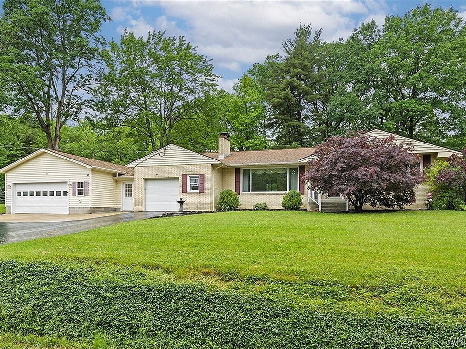 1st image of 7473 Crestwood Cir