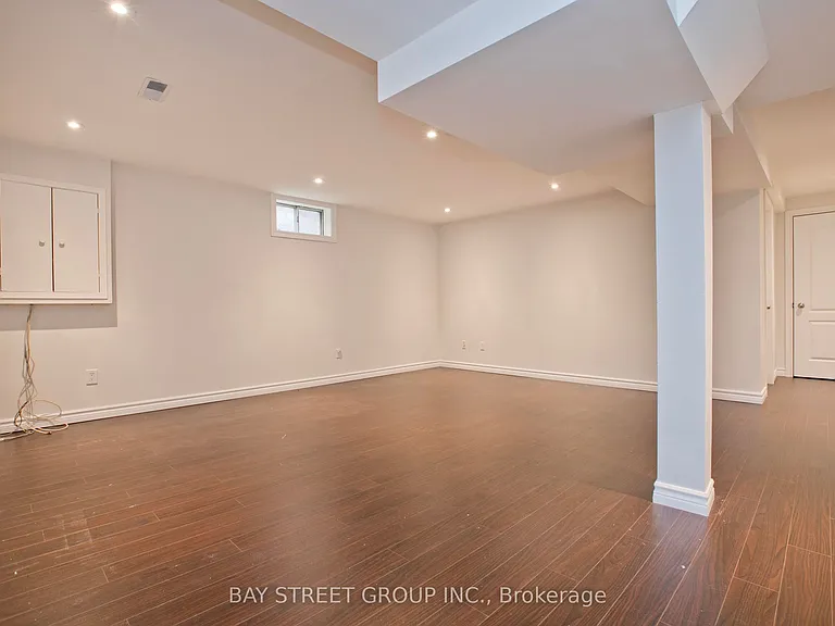 22 Taos Ct — Photo 18
