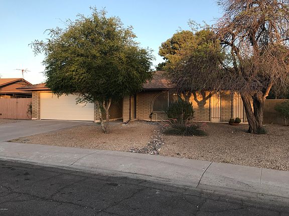 3rd image of 9427 N 50th Dr