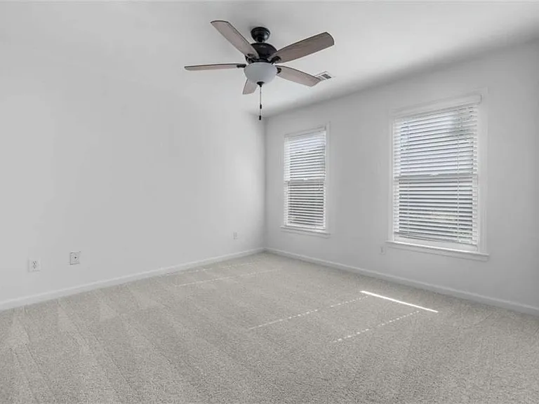 1475 Boomer Cir — Photo 39