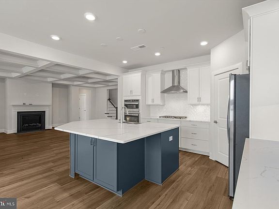 6th image of this home