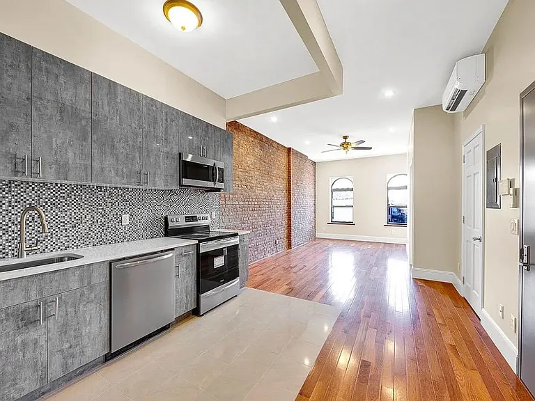 539 Rogers Ave #2 — Photo 18