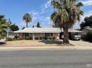 704 Cherry Hills Dr, Bakersfield, CA