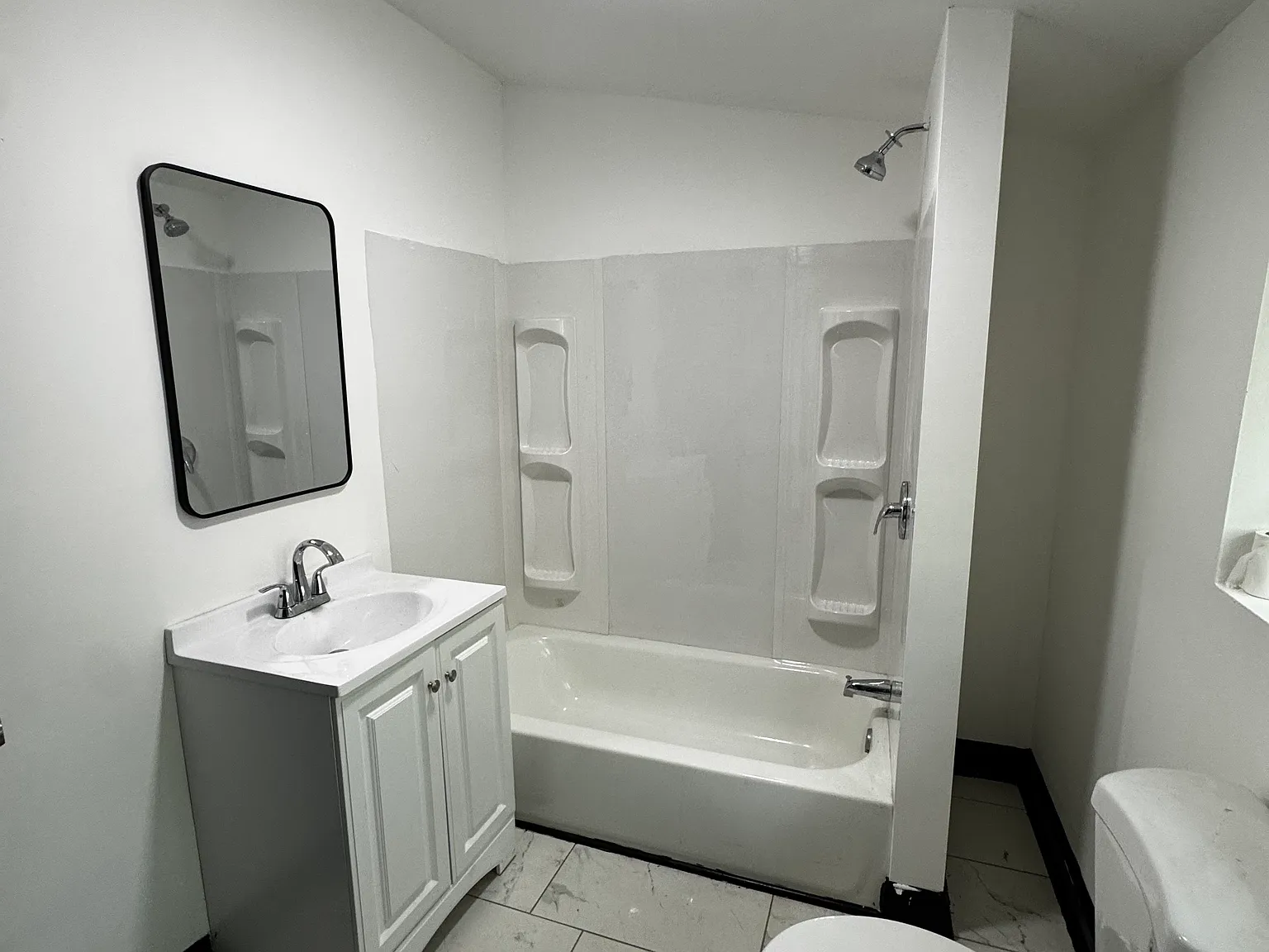 4 bed, 1306 sqft, $2,200 — Photo 4