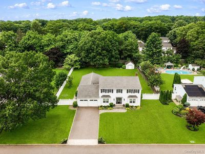 3 Warren Court, Farmingville, NY, 11738