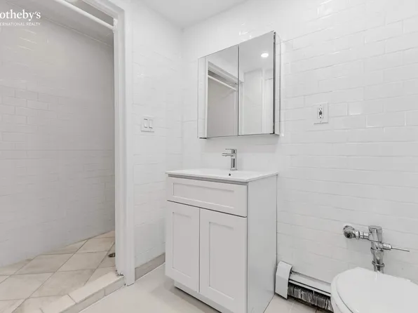 519 East 87th Street image 8 of 11