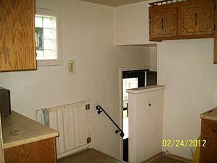 4th image of 17545 S Lorenz Ave