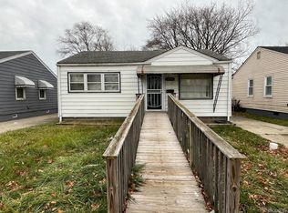 21344 Waltham Rd, Warren, MI 48089