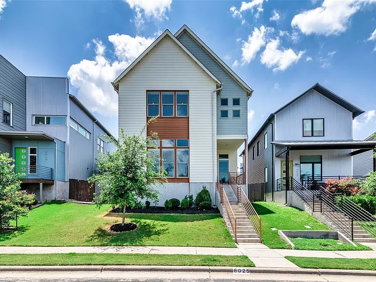 6025 Seville Dr — Photo 1