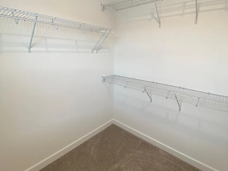 505 Tappan Ln — Photo 12