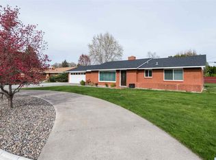 521 Road 37, Pasco, WA 99301