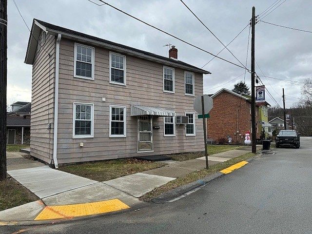 1st image of 103 Main Blairsville
