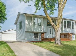 3804 SE 15th St, Des Moines, IA 50320