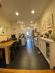 Rented by R New York