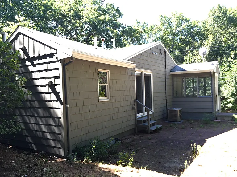 31 Pine St — Photo 11