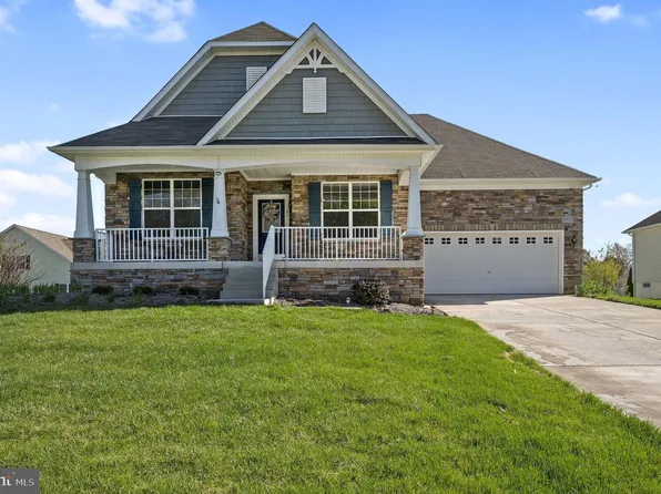 392 Winesap Ln, Dover, DE 19901