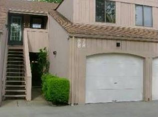 88 Landings Way, Avon Lake, OH 44012