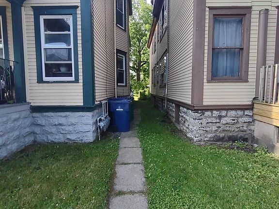 2nd image of 1007 Lafayette Ave #1