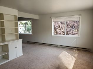 4060 2nd Ave NE #C, Seattle, WA 98105