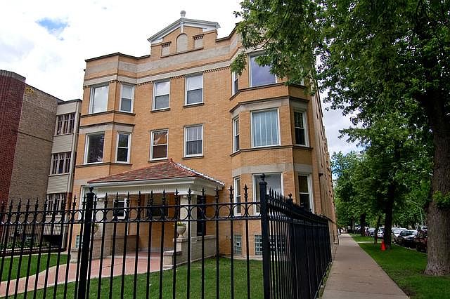 1st image of 3217 W Altgeld St APT 1W